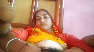 Marathi bhabhi pussy with dense hair like forest