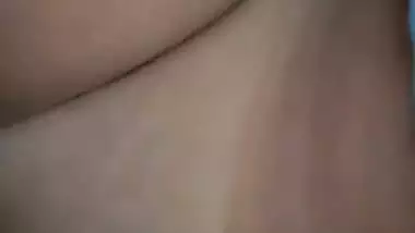 Hyderabadi guy fucks GF’s shaved cunt in Telugu sex video