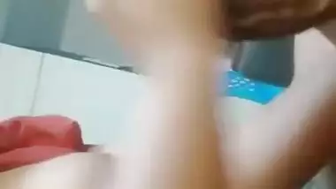 Today Exclusive- Sexy Nri Bhabhi Blowjob