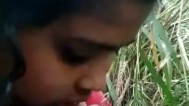Village girl enjoys outdoor bangla sex by sucking a dick