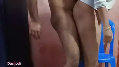 Good looking sexy tamil aunty fucking