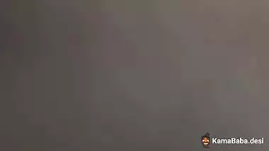 Couple fucks in a hotel room and records a desi sex video